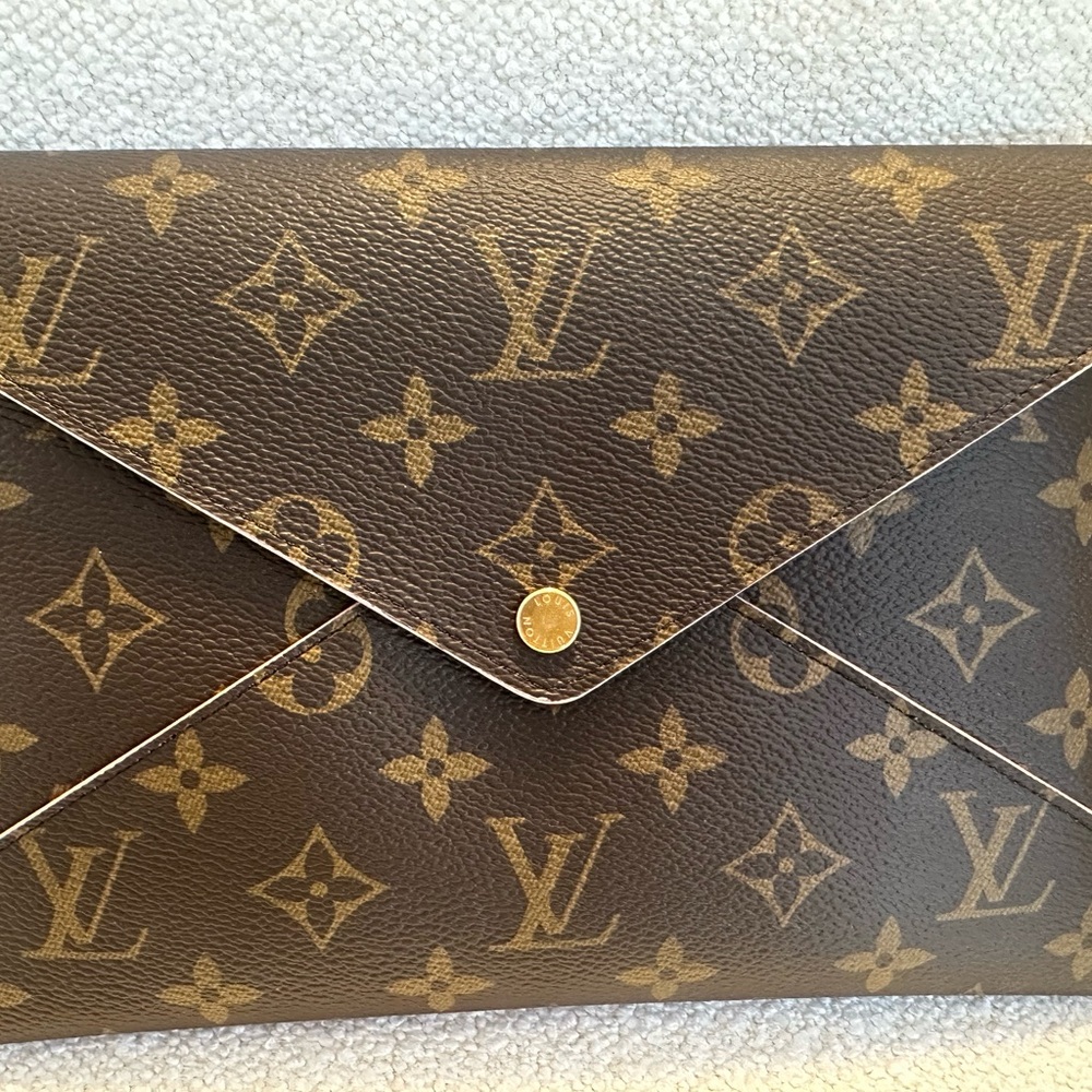 Louis Vuitton Monogram Envelope Clutch